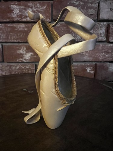 Just the right shoe - just,